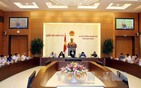 Tin tức mới cập nhật h&ocirc;m nay cho biết phi&ecirc;n họp 42 Ủy ban Thường vụ Quốc hội v&agrave;o s&aacute;ng nay 