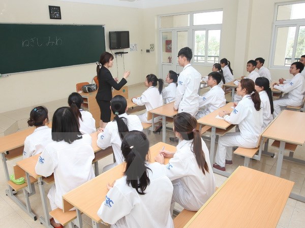 Giờ học ngoại ngữ tại Trường Cao đẳng nghề Kỹ thuật - c&ocirc;ng nghiệp LOD