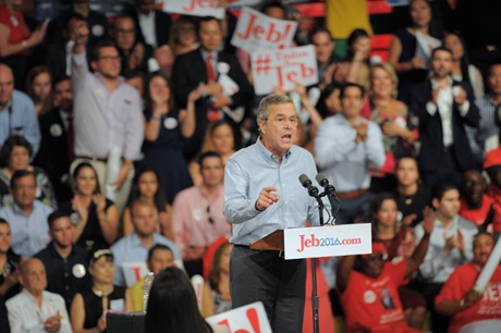 &Ocirc;ng Jeb Bush ch&iacute;nh thức ra tranh cử