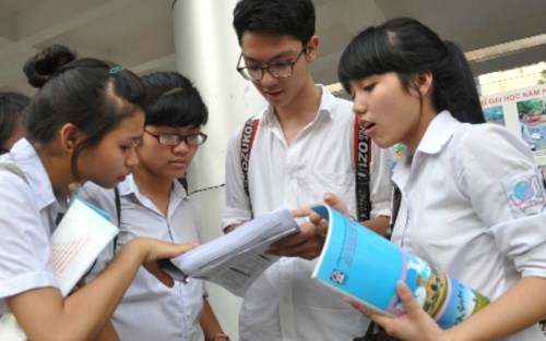 Tin tức mới cập nhật h&ocirc;m nay cho biết Hồ sơ đăng k&yacute; dự thi THPT quốc gia được gia hạn đến 24/6