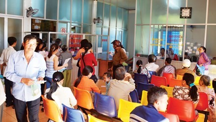 Nhiều bệnh viện được cấp tiền để trả lương Nhiều bệnh viện được cấp tiền để trả lương