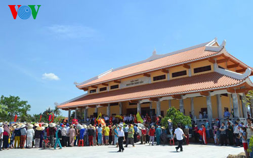 Khu tưởng niệm tr&ecirc;n diện t&iacute;ch 2,6 ha, gồm nhiều hạng mục