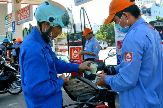 ăng dầu được dự báo còn tăng giá trong tháng 7 ăng dầu được dự báo còn tăng giá trong tháng 7