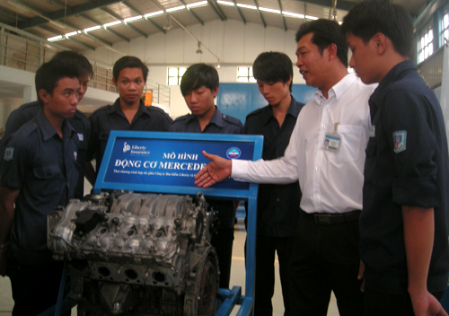 Tin tức mới cập nhật 24h cho biết hơn 40 ngh&igrave;n chỉ ti&ecirc;u cho học sinh trượt lớp 10