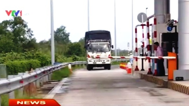 Bộ GTVT kiến nghị x&oacute;a bỏ 2 trạm thu ph&iacute; Đ&egrave;o Ngang v&agrave; Nam Hải V&acirc;n v&agrave; dịch chuyển vị tr&iacute; trạm thu ph&iacute; Đức Phổ - Quảng Ng&atilde;i,