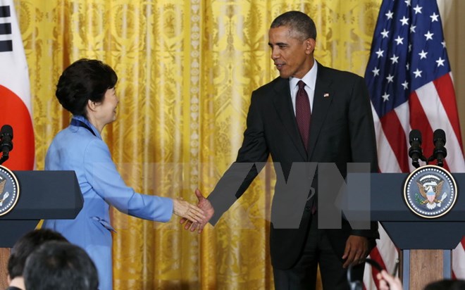 Tổng thống Mỹ Barack Obama v&agrave; Tổng thống H&agrave;n Quốc Park Geun-hye tại Washington DC ng&agrave;y 16/10