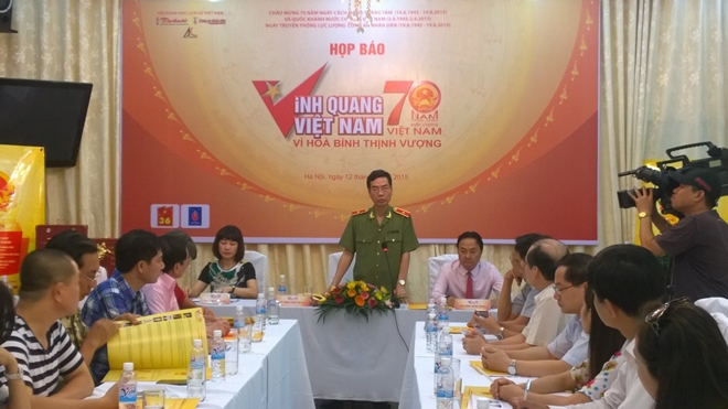 Chương tr&igrave;nh Vinh Quang Việt Nam 2015 t&ocirc;n vinh 15 tập thể, c&aacute; nh&acirc;n 