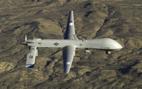 M&aacute;y bay kh&ocirc;ng người l&aacute;i Predator MQ-1 của Mỹ