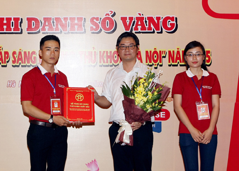 C&aacute;c thủ khoa xuất sắc đ&atilde; ghi danh Sổ v&agrave;ng năm 2015, theo tin tức mới cập nhật trong nước 