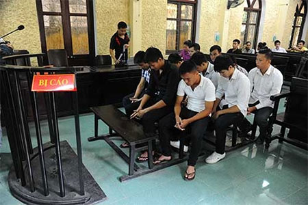 Tin tức mới cập nhật: VFF treo gi&ograve; vĩnh viễn 9 cầu thủ Ninh B&igrave;nh b&aacute;n độ