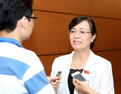 Đại biểu Nguyễn Thị Quyết T&acirc;m cho rằng chỉ c&oacute; Quốc hội c&oacute; quyền trưng cầu d&acirc;n &yacute;