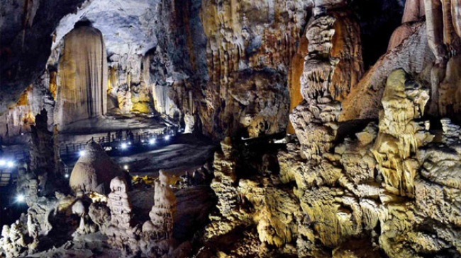 Động Thi&ecirc;n Đường, một kỳ quan thuộc Di sản thi&ecirc;n nhi&ecirc;n thế giới Vườn Quốc gia Phong Nha - Kẻ B&agrave;ng