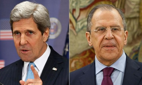 Ngoại trưởng Mỹ John Kerry (tr&aacute;i) v&agrave; người đồng cấp Nga Sergei Lavrov