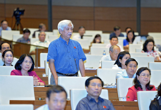 Theo tin tức mới cập nhật,  buổi họp Quốc hội kết th&uacute;c sớm hơn 2 tiếng so với dự kiến