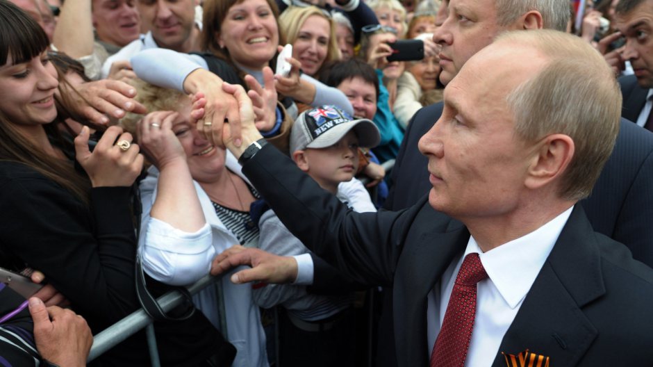 Tin tức mới cập nhật h&ocirc;m nay: 72% người d&acirc;n Nga ủng hộ Tổng thống Putin