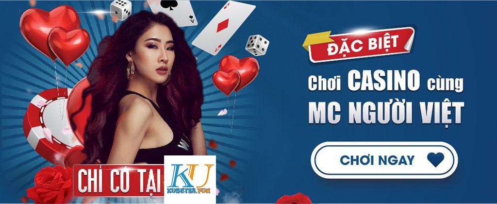 Một người đ&agrave;n &ocirc;ng đ&atilde; bị bắt với c&aacute;o buộc giết 5 người bằng dao