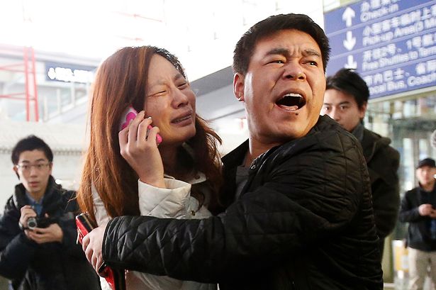 Nỗi đau tột c&ugrave;ng của th&acirc;n nh&acirc;n h&agrave;nh kh&aacute;ch c&oacute; mặt tr&ecirc;n m&aacute;y bay mất t&iacute;ch MH370