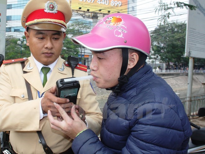 Tin tức mới nhất, Uỷ ban An to&agrave;n giao th&ocirc;ng quốc gia ki&ecirc;n quyết thực hiện c&aacute;c biện ph&aacute;p xử phạt mạnh với người uống rượu bia, người vi phạm luật giao th&ocirc;ng