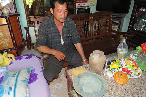 Tin tức mới nhất trong l&uacute;c đ&agrave;o đất ph&aacute;t hiện cổ vật hơn 300 năm