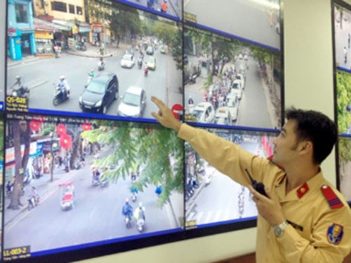 Nhờ camera giao th&ocirc;ng, cảnh s&aacute;t giao th&ocirc;ng kh&ocirc;ng bỏ s&oacute;t những trường hợp bị vi phạm luật giao th&ocirc;ng