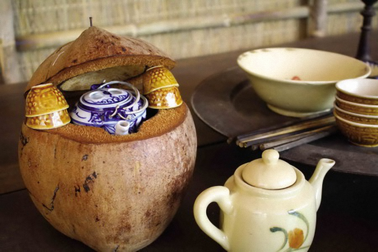 Trong những tin tức ph&aacute;p luật mới nhất h&ocirc;m nay c&oacute; vụ đổ thuốc s&acirc;u v&agrave;o b&igrave;nh tr&agrave; mưu s&aacute;t cụ &ocirc;ng 84 tuổi