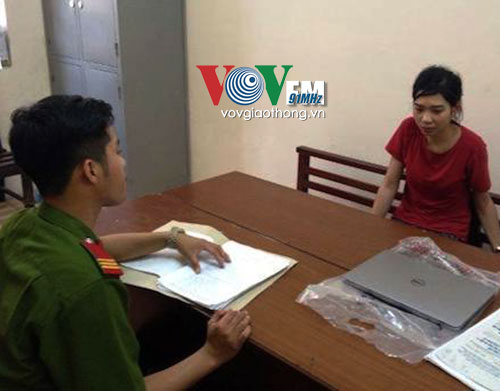 Trong những tin tức ph&aacute;p luật 24h qua c&oacute; vụ nh&acirc;n vi&ecirc;n viễn th&ocirc;ng bị lừa t&agrave;i sản v&igrave; &lsquo;h&aacute;m của lạ&rsquo;
