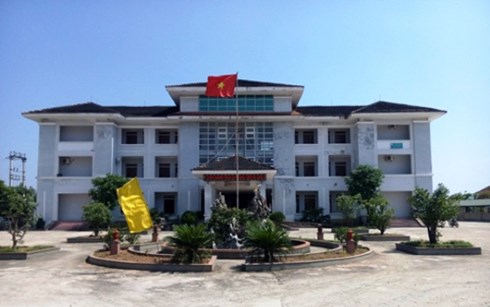 Những tin ph&aacute;p luật mới nhất h&ocirc;m nay đề cập đến vụ 4 c&aacute;n bộ g&acirc;y thất tho&aacute;t hơn 30 tỉ đồng ng&acirc;n s&aacute;ch ở H&agrave; Tĩnh