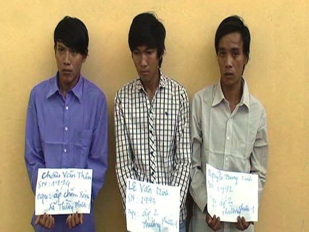 Trong những tin tức ph&aacute;p luật mới nhất h&ocirc;m nay c&oacute; vụ D&ugrave;ng d&acirc;y điện giăng ngang đường chặn xe cướp t&agrave;i sản