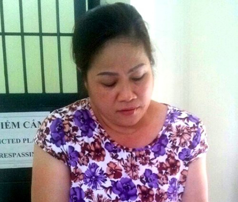 &lsquo;Nữ qu&aacute;i&rsquo; trốn truy n&atilde; bị bắt v&igrave; khoe... đồ h&agrave;ng hiệu  theo những tin tức ph&aacute;p luật online mới nhất trong ng&agrave;y. Ảnh: