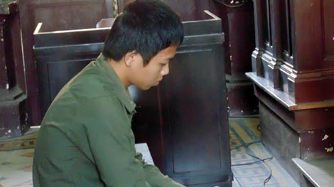 Trong những tin tức ph&aacute;p luật mới nhất h&ocirc;m nay c&oacute; vụ giết người sau khi bị giẫm ch&acirc;n trong đ&aacute;m cưới