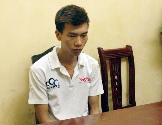 Nguyễn Văn Kh&aacute;nh tại cơ quan c&ocirc;ng an
