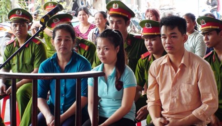 Những tin ph&aacute;p luật mới nhất h&ocirc;m nay đề cập đến vụ Xử &aacute;n gia đ&igrave;nh tiếp tay nhau b&aacute;n ma t&uacute;y