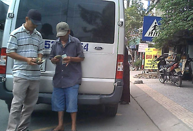 Những tin tức ph&aacute;p luật mới nhất h&ocirc;m nay đề cập đến nạn bảo k&ecirc; xe kh&aacute;ch