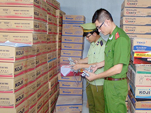 Ph&aacute;t hiện cơ sở lắp r&aacute;p m&aacute;y lọc nước v&agrave; bếp gas tr&aacute;i ph&eacute;p l&agrave; một trong những tin ph&aacute;p luật mới nhất trong ng&agrave;y