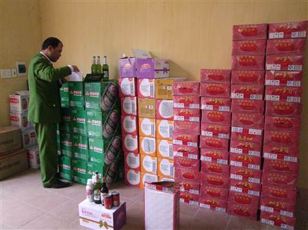 Bắt giữ h&agrave;ng lậu l&agrave; điểm nhấn trong những tin tức ph&aacute;p luật mới nhất h&ocirc;m nay