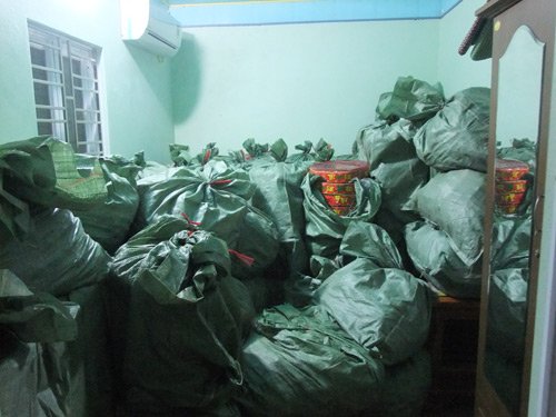 Số ph&aacute;o lậu bị thu giữ khi ph&aacute; đường d&acirc;y bu&ocirc;n ph&aacute;o lớn nhất từ trước tới nay về Việt Nam