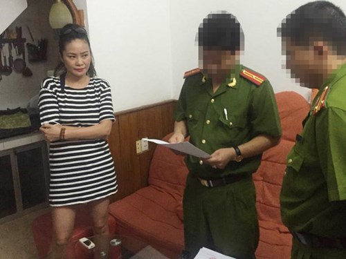 &lsquo;Th&aacute;nh C&ocirc; C&ocirc; B&oacute;c&rsquo; từng l&agrave;m mưa l&agrave;m gi&oacute; tr&ecirc;n Facebook v&igrave; loạt b&agrave;i viết b&ocirc;i xấu sao Việt, theo những tin tức ph&aacute;p luật mới nhất h&ocirc;m nay