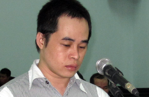Huy tại phi&ecirc;n t&ograve;a
