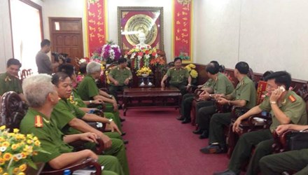 Thưởng 50 triệu đồng cho ban chuy&ecirc;n &aacute;n điều tra vụ thảm s&aacute;t ở B&igrave;nh Phước l&agrave; một trong những tin tức ph&aacute;p luật mới nhất h&ocirc;m nay