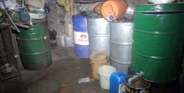 Trong những tin tức ph&aacute;p luật mới nhất h&ocirc;m nay c&oacute; vụ ph&aacute;t hiện đường d&acirc;y r&uacute;t ruột xăng dầu