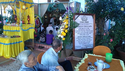 Gia đ&igrave;nh tổ chức hậu sự cho nghi can Sơn