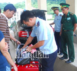 Trong những tin tức ph&aacute;p luật mới nhất h&ocirc;m nay c&oacute; vụ Tội phạm ma t&uacute;y tuyến bi&ecirc;n giới Việt- L&agrave;o gia tăng