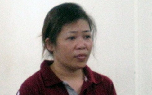 Những tin ph&aacute;p luật mới nhất trong ng&agrave;y đề cập đến vụ &lsquo;nữ qu&aacute;i&rsquo; bị bắt quả tang khi đi bu&ocirc;n tiền giả