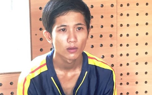 Bắt giữ t&ecirc;n đối tượng mới ra t&ugrave; đang lại mang hung kh&iacute; đi cướp xe &ocirc;m l&agrave; một trong những tin tức ph&aacute;p luật 24h qua