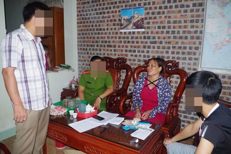 Những tin ph&aacute;p luật mới nhất trong ng&agrave;y đề cập đến đ&ocirc;i vợ chồng vờ bu&ocirc;n g&agrave;, vịt để b&aacute;n ma t&uacute;y
