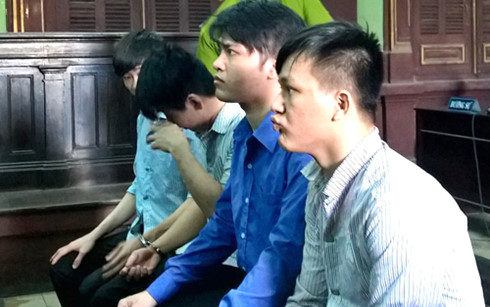 C&aacute;c đối tượng tại phi&ecirc;n t&ograve;a