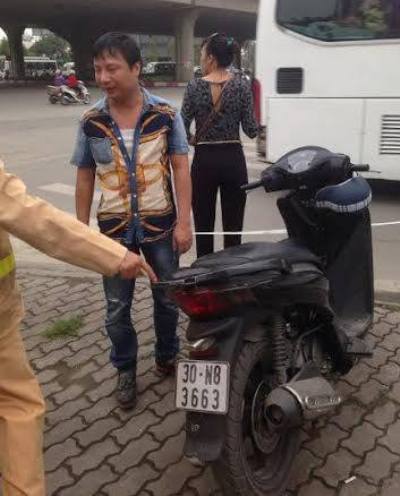 Chiếc SH trở về với chủ sau 5 năm mất cắp, theo tin tức ph&aacute;p luật mới nhất