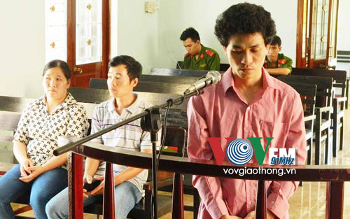 Những tin pháp luật mới nhất hôm nay đề cập đến vụ trộm tiền của đồng nghiệp để đánh bạc ở Bình Định Những tin pháp luật mới nhất hôm nay đề cập đến vụ trộm tiền của đồng nghiệp để đánh bạc ở Bình Định