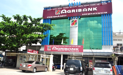 Nguyên phó Giám đốc Agribank TP HCM bị bắt là tin tức pháp luật mới nhất hôm nay Nguyên phó Giám đốc Agribank TP HCM bị bắt là tin tức pháp luật mới nhất hôm nay