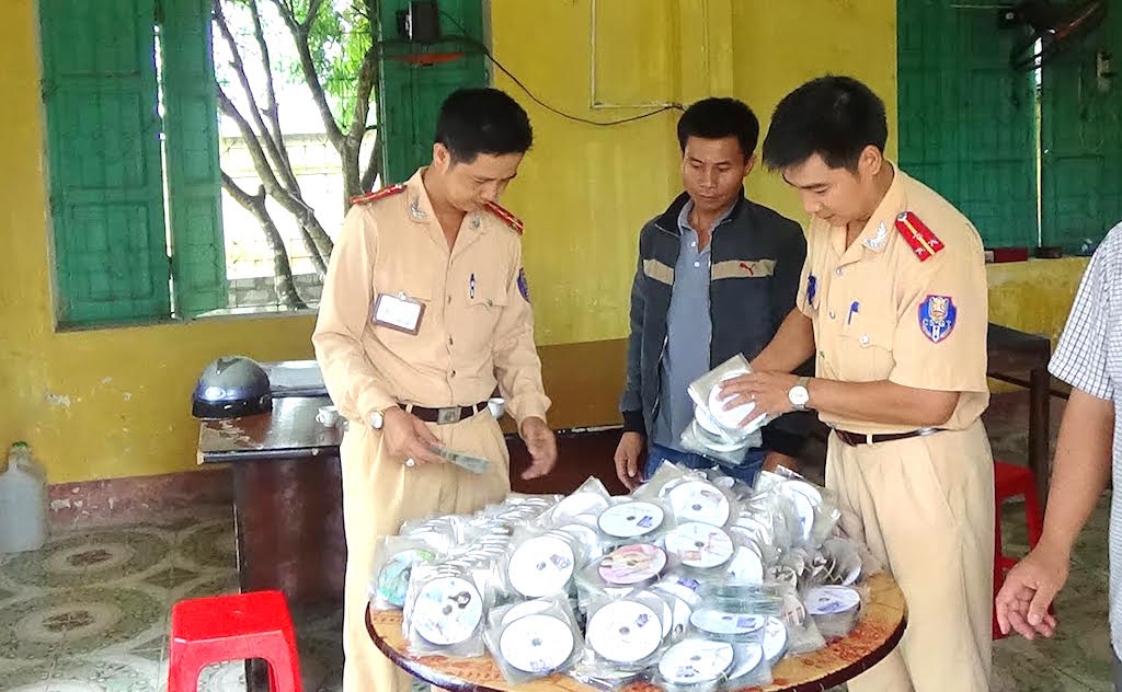 Tin tức ph&aacute;p luật mới nhất h&ocirc;m nay ng&agrave;y 25/11